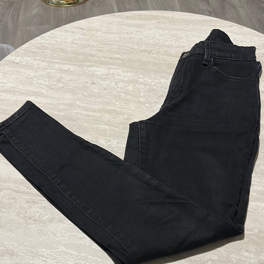 Denizen Levi’s  Black Jeans